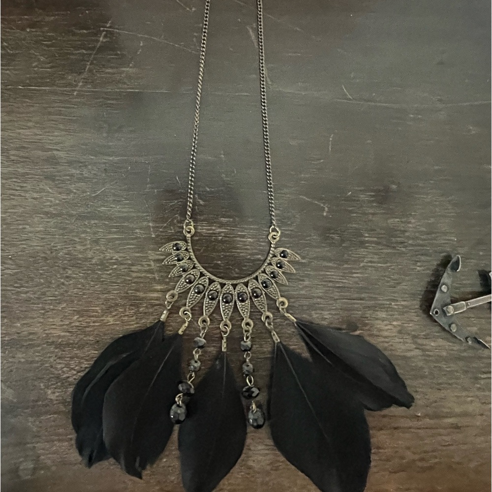 Necklaces - Picture 7 of 12